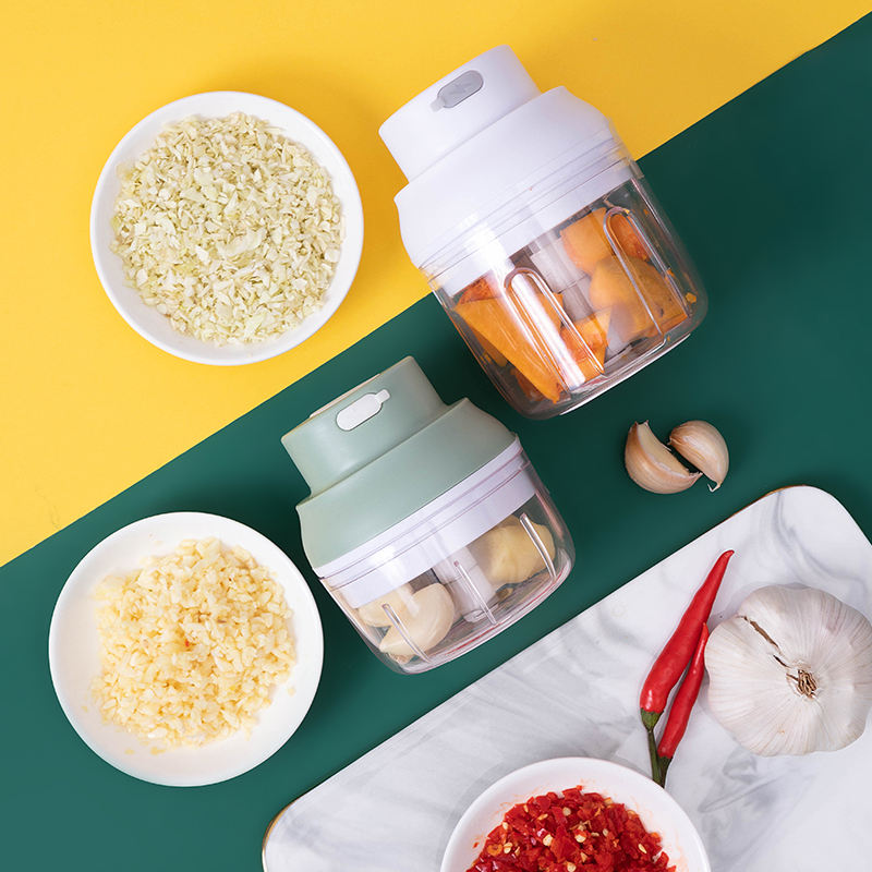 2026 New Mini Electric Food Chopper - Silent USB Charging, Compact Portable Garlic Chopper Kitchen Assistant